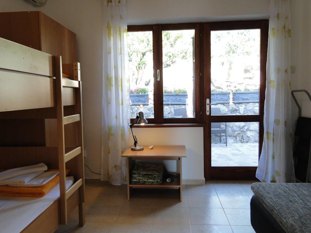 Holiday Home Apartment Tedo Klek Exterior photo